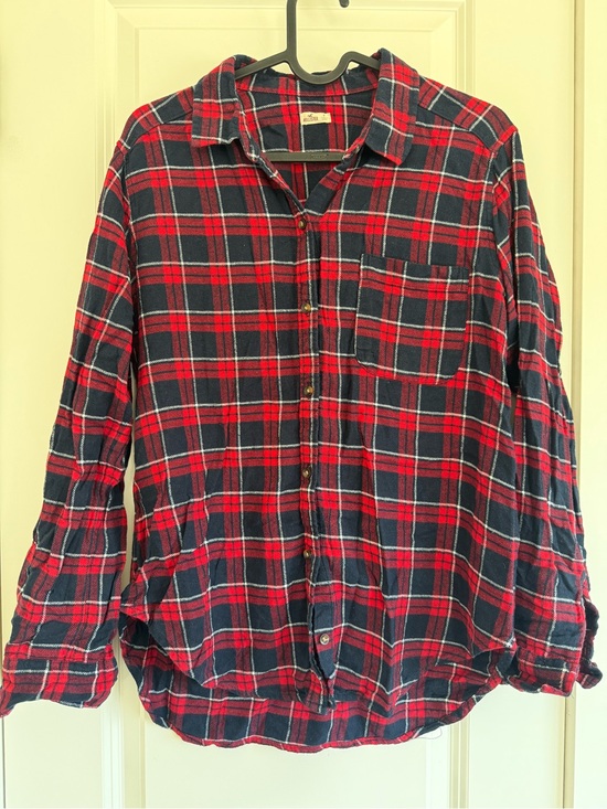 Hollister Tops - Hollister Red and Navy Plaid Button-Down Shirt